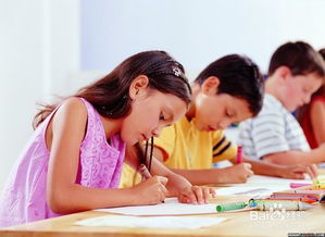 怎样帮孩子学好英语听力，怎么帮助小孩学英语