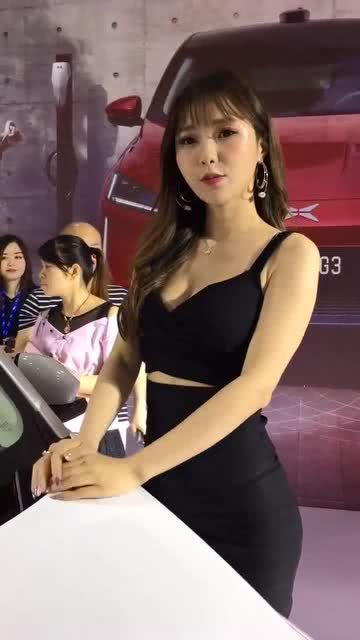 一口咬住多半截猜字谜打一字谜底，一口咬住多半截谜底是