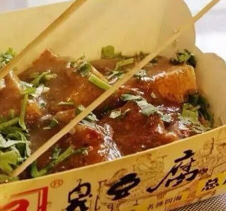 国足臭豆腐怎样加盟，国足臭豆腐挣钱吗