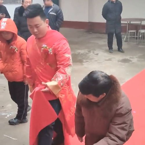 三跪九叩是什么意思
