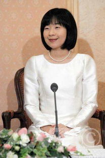 黑田清子的人物简介