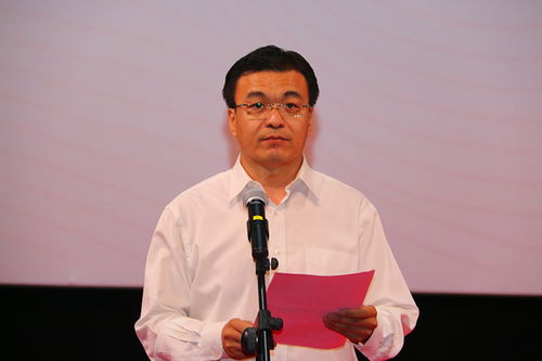 面临强敌士兵们要抵抗,将军为啥却要投降?