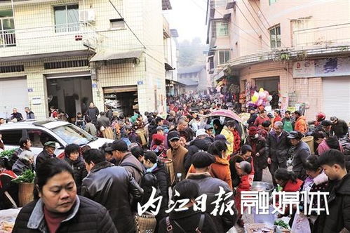 热闹非凡造句，热闹非凡是形容人多的成语吗