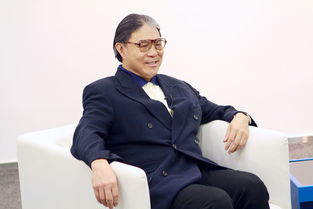 霍震霆有几房太太?，霍震霆家族主要经营什么?