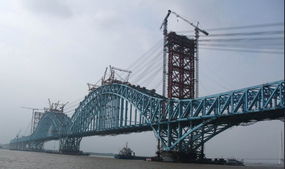 南京长江大桥的桥梁建筑