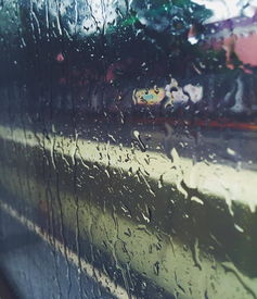 滂沱大雨是什么意思