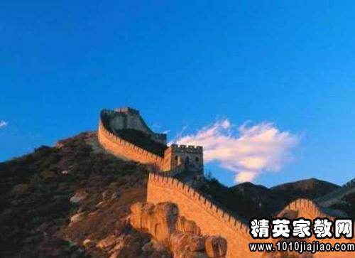 八达岭长城导游词500字，八达岭长城导游词5000字