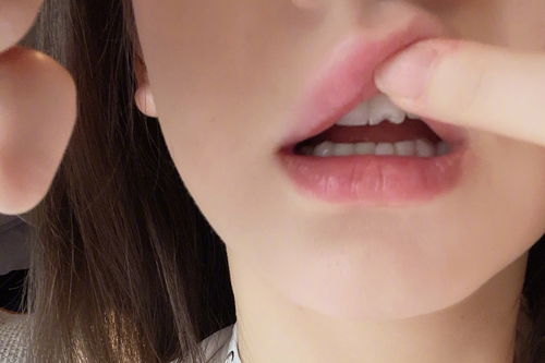 门牙在面相中有什么说法