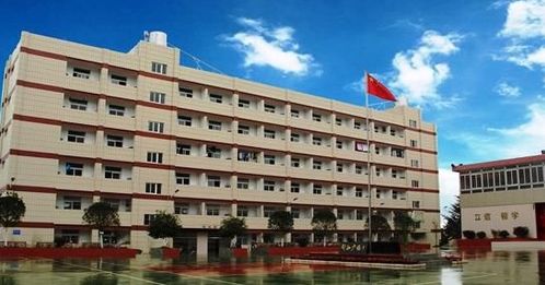济南三职专都学什么?三职高怎么样? 在线等