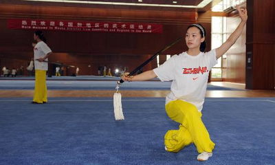 抖音康复理疗师天津的讲打通经络是不是真的