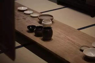 虚室有余闲的虚指什么，虚室有余闲什么意思虚室