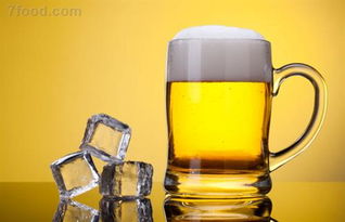 梦见跟别人喝白酒