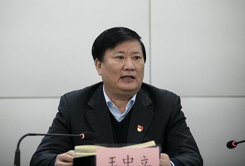 郑州外国语学校高中校长什么级别