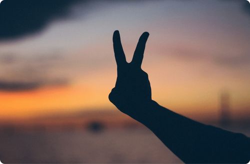 求英文翻译 比较急 多谢 (请别用翻译机器)