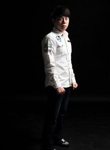 homme是什么牌子衣服，homme教练个人资料