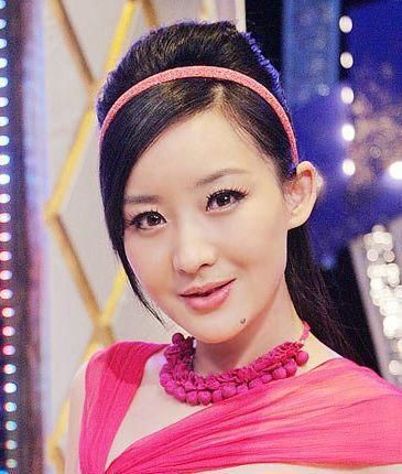 买红妹演的地主婆是什么电影中的角色