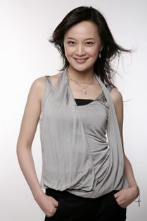陈天星子是陈丽华的女儿，陈天星老婆