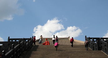拾级而上的意思和拼音，拾级而上的意思解释词语