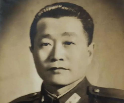 杜聿明将军权威回忆远征军作战历程:血战缅甸，聿字怎么读