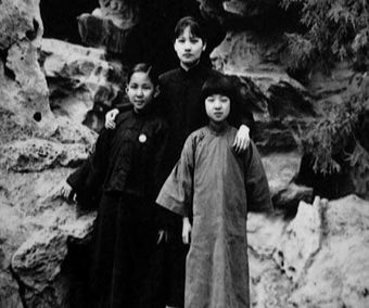 请问孙中山的夫人叫什么名字