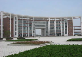 武汉体育学院科技学院录取通知书，武汉体育学院科技学院宿舍图片