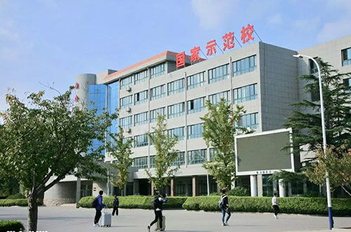 武汉第一商业学校学费