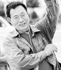 雷抒雁三月的风中的好句子?