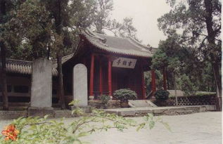 南阳卧龙岗景区介绍，南阳卧龙岗武侯祠景点介绍