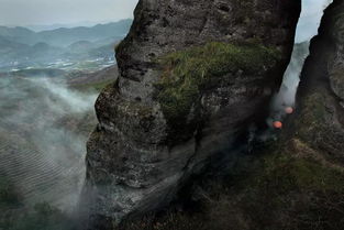 东西岩风景区简介，东西岩站