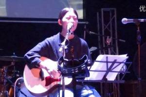 差三岁吉他谱c调简单版，差三岁吉他谱c