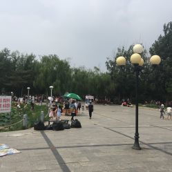劳动公园东门，劳动公园一圈多少公里