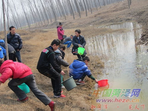 提水腰疼了一下现在弯腰就疼，提水器