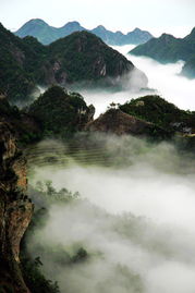 峰峦的意思峰峦的意思是什么