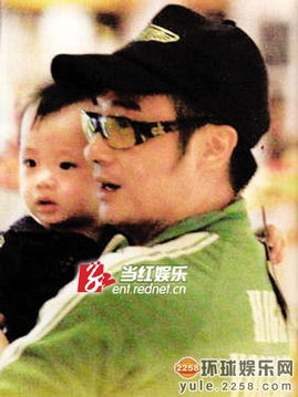 费曼为爸爸吴镇宇庆祝61岁生日,你是因何喜欢这对父子的?