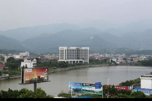 广东省丰顺县留隍镇，广东省丰顺县八乡山镇