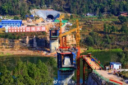 汉巴南铁路有哪14个站，汉巴南铁路巴中至汉中段