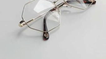 optical红灯闪烁，optical fiber