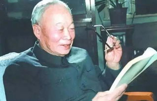 居功至伟是什么意思?