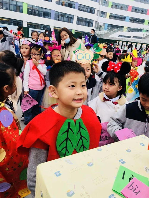 留念的拼音怎么拼写，留念的拼音和组词怎么写