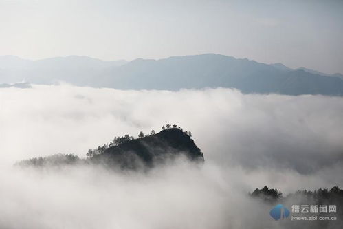 古诗《华山》的译文