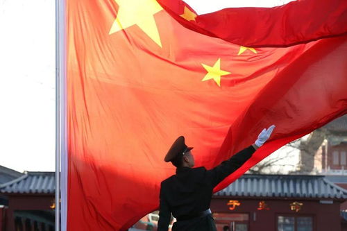 我爱五星红旗作文500字，我爱五星红旗歌曲歌词