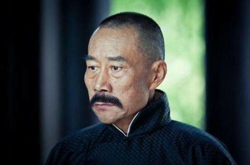 大庆有座老太太坟,据说无人敢动,当地人都知道