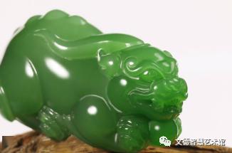 碧玉[bì yù]什么意思?近义词和反义词是什么?英文翻译是什么?_百度