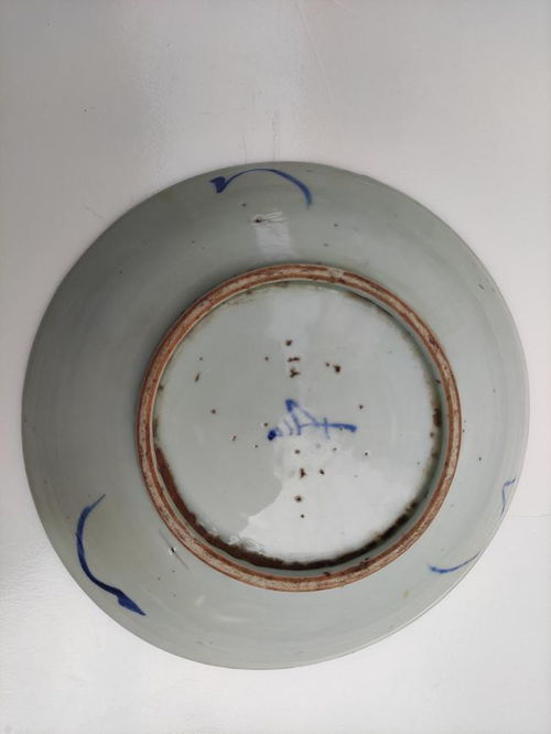招风影碟的意思，七碗八碟的意思