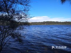 拉克丝·克莱茵，lakes怎么读