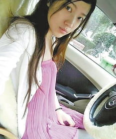 奔驰女生开哪种车型，奔驰女款小型suv