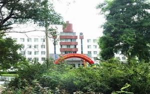 鞍山师范学院高职院宿舍照片，鞍山师范学院高职院地址