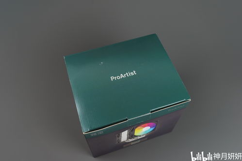 对……感到满足的英语短语怎么写