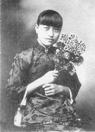 蒋介石一共有几个老婆?蒋介石最爱的老婆是宋美龄么?