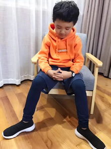 图片上这可爱小男孩的资料?